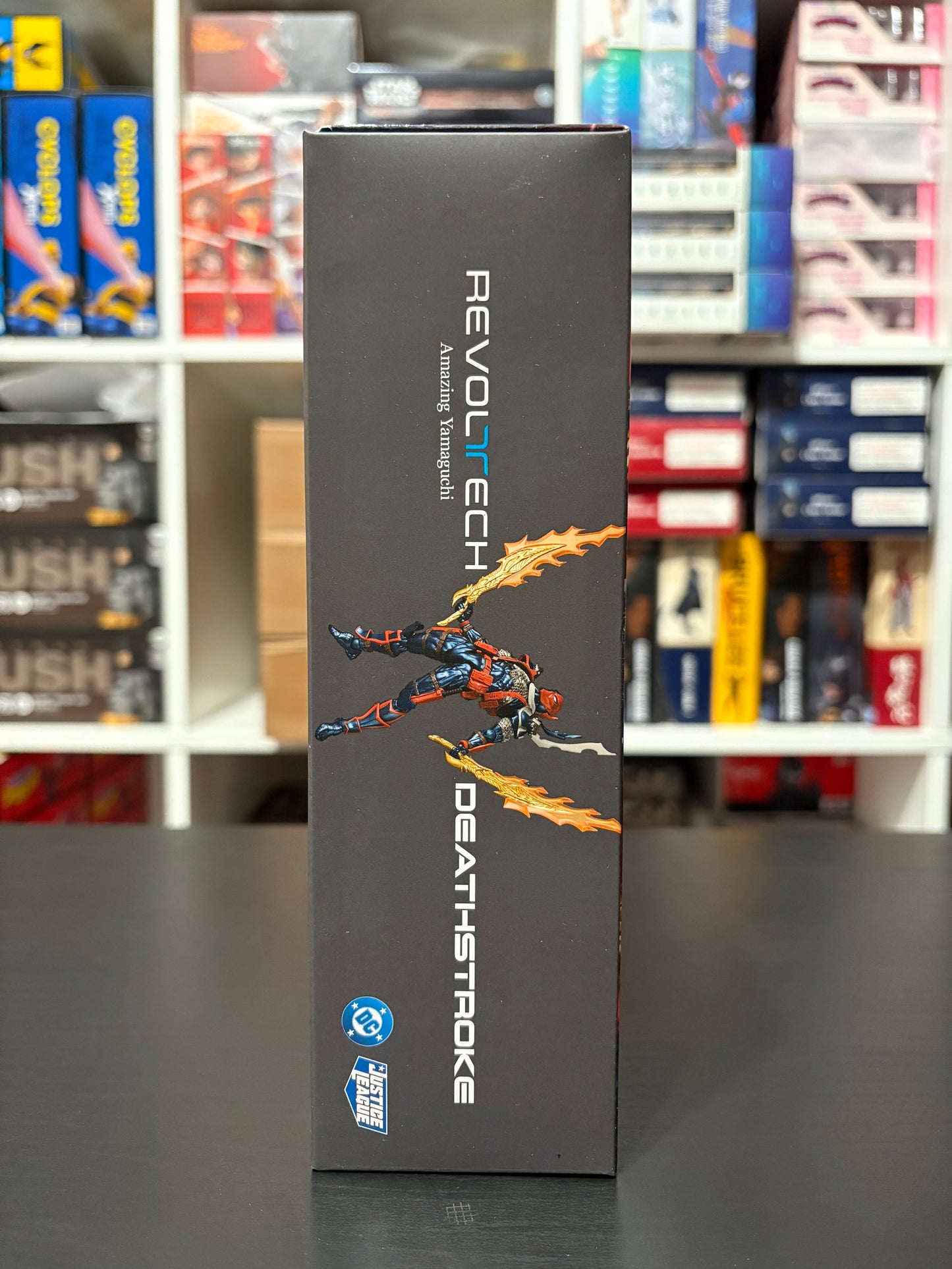 Revoltech Amazing Yamaguchi Deathstroke Ver.1.5 by Kaiyodo
