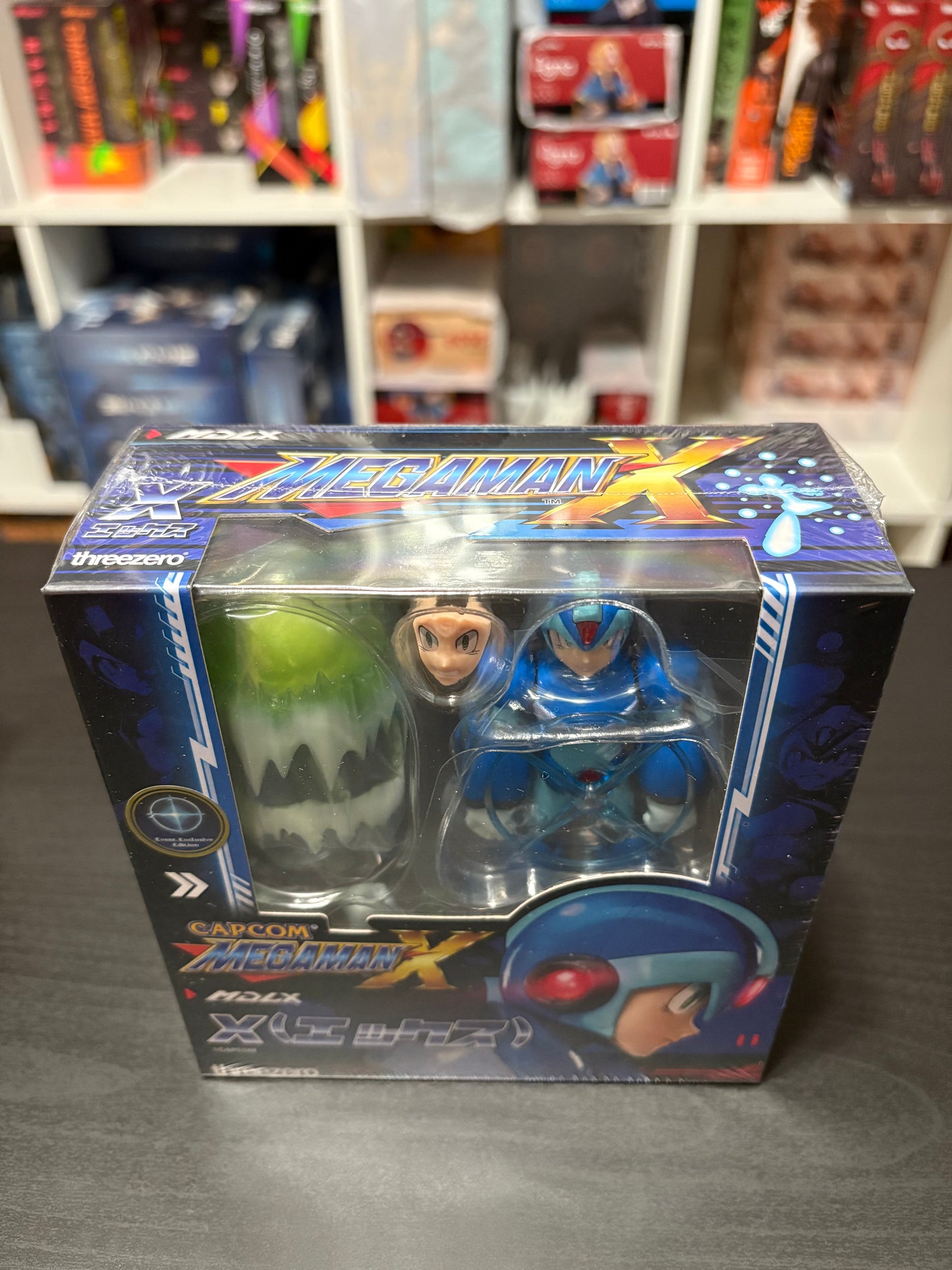 Mega Man X with Victory Effect MDLX Exclusive by
Threezero