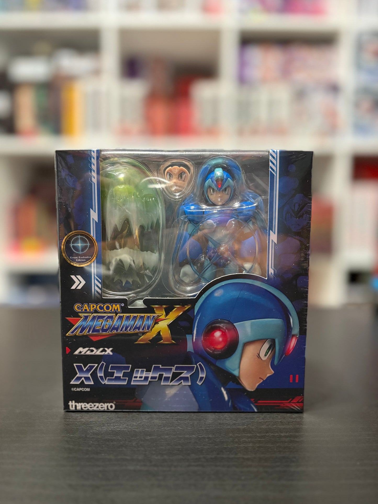 Mega Man X with Victory Effect MDLX Exclusive by
Threezero