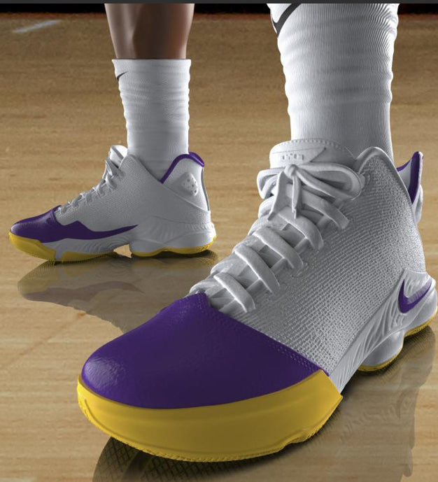 NBA Starting Lineup Series 1 LeBron James (L.A. Lakers)