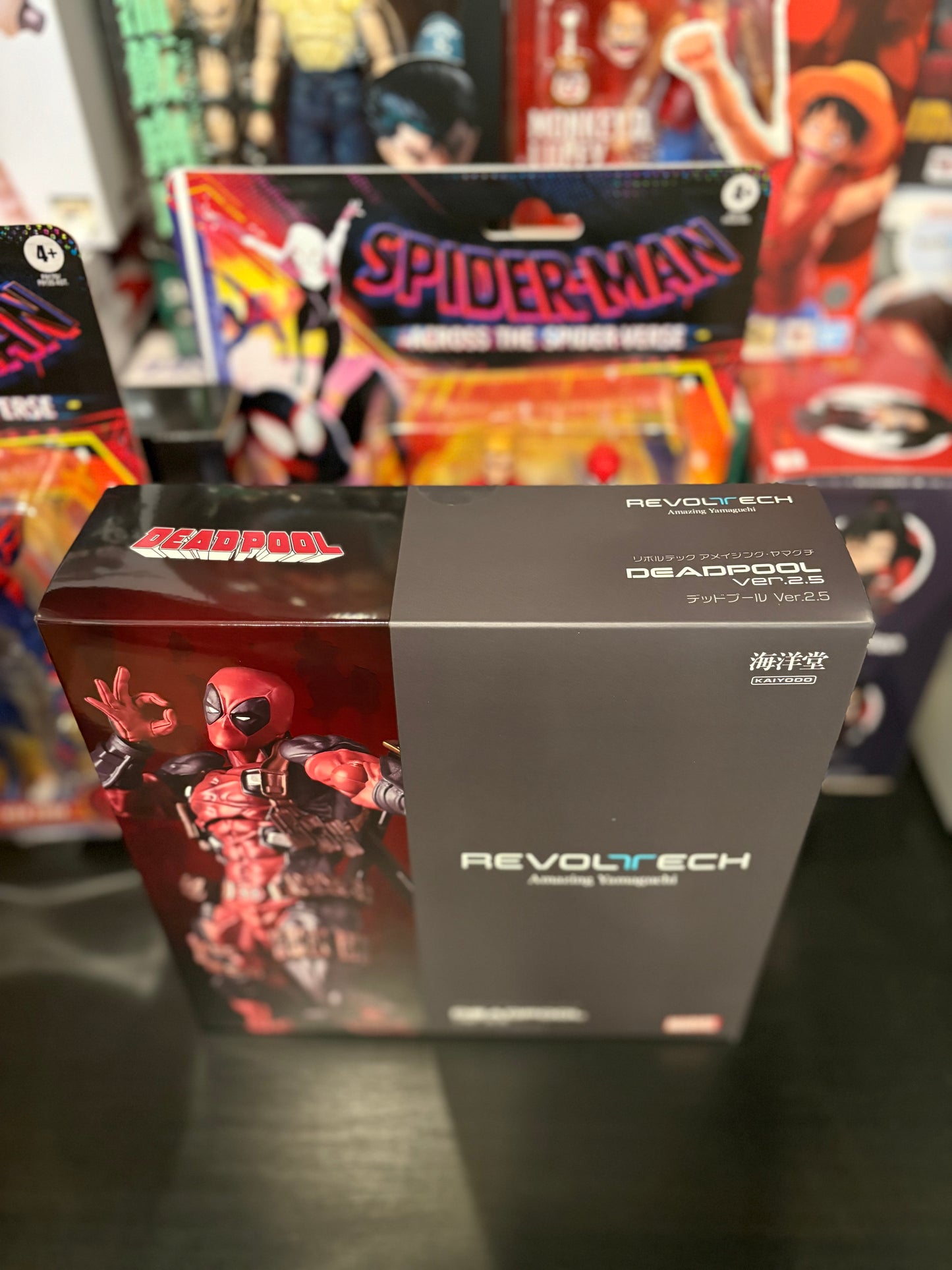 Revoltech Amazing Yamaguchi Deadpool Ver.2.5
by Kaiyodo