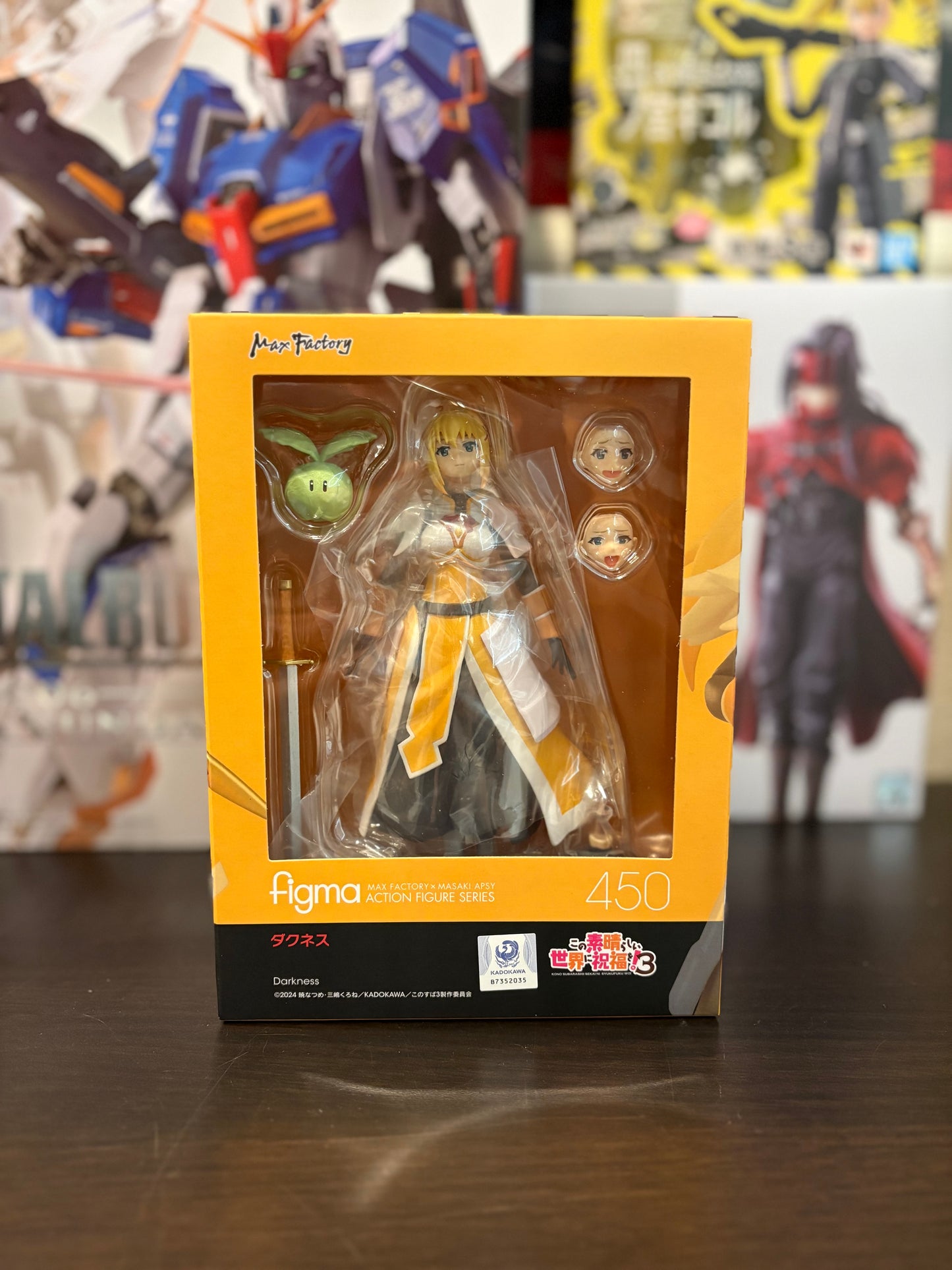 KonoSuba Figma No.450 Darkness with *Bonus faceplate* by Max Factory