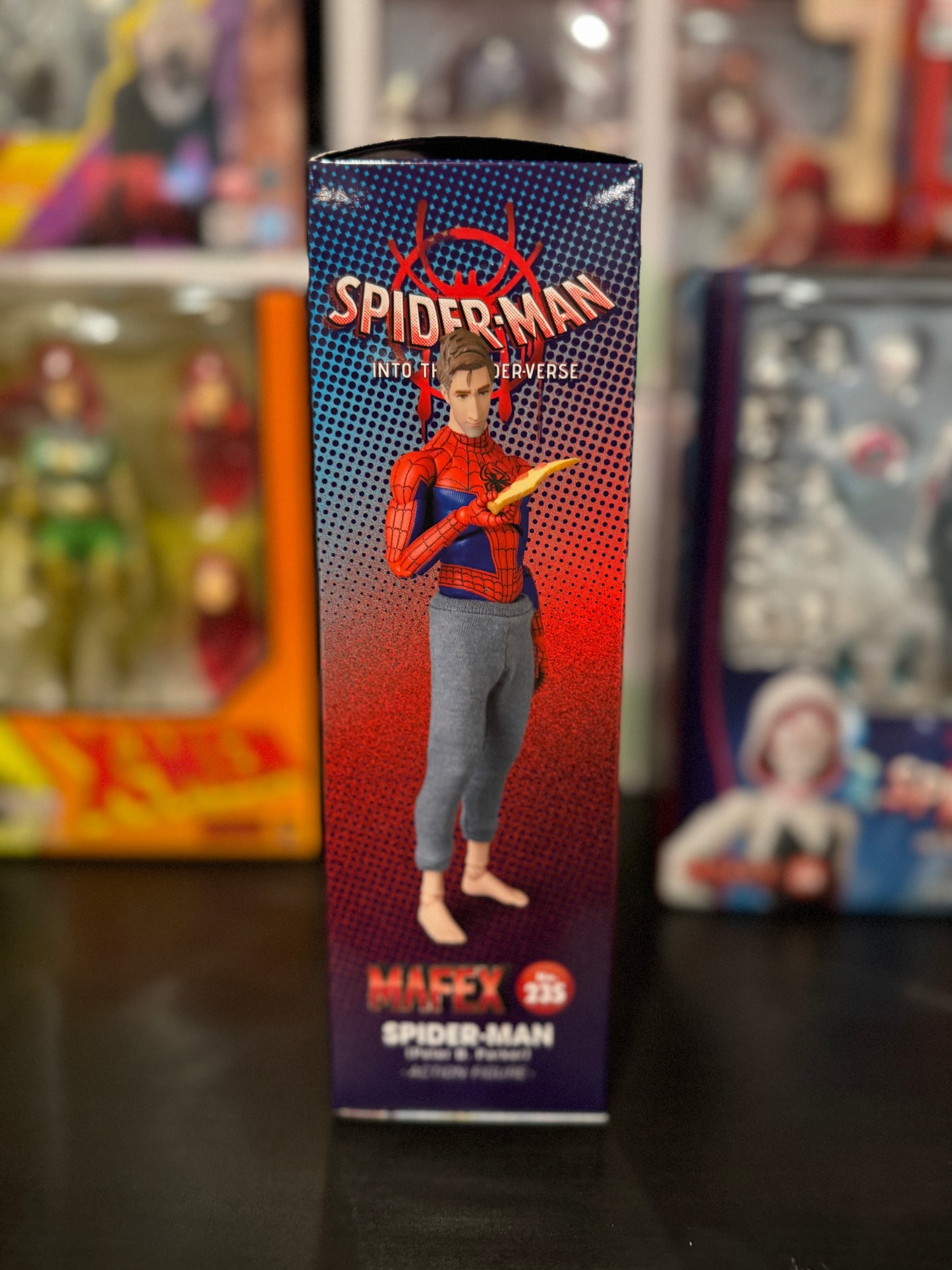 MAFEX No. 235 Spider-Man Peter B Parker Renewal Medicom