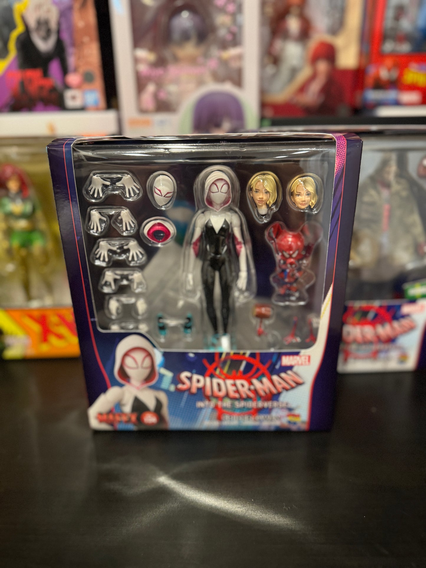 MAFEX No.134 Spider-Gwen & Spider-Ham Spider-Man: Into The Spider-Verse