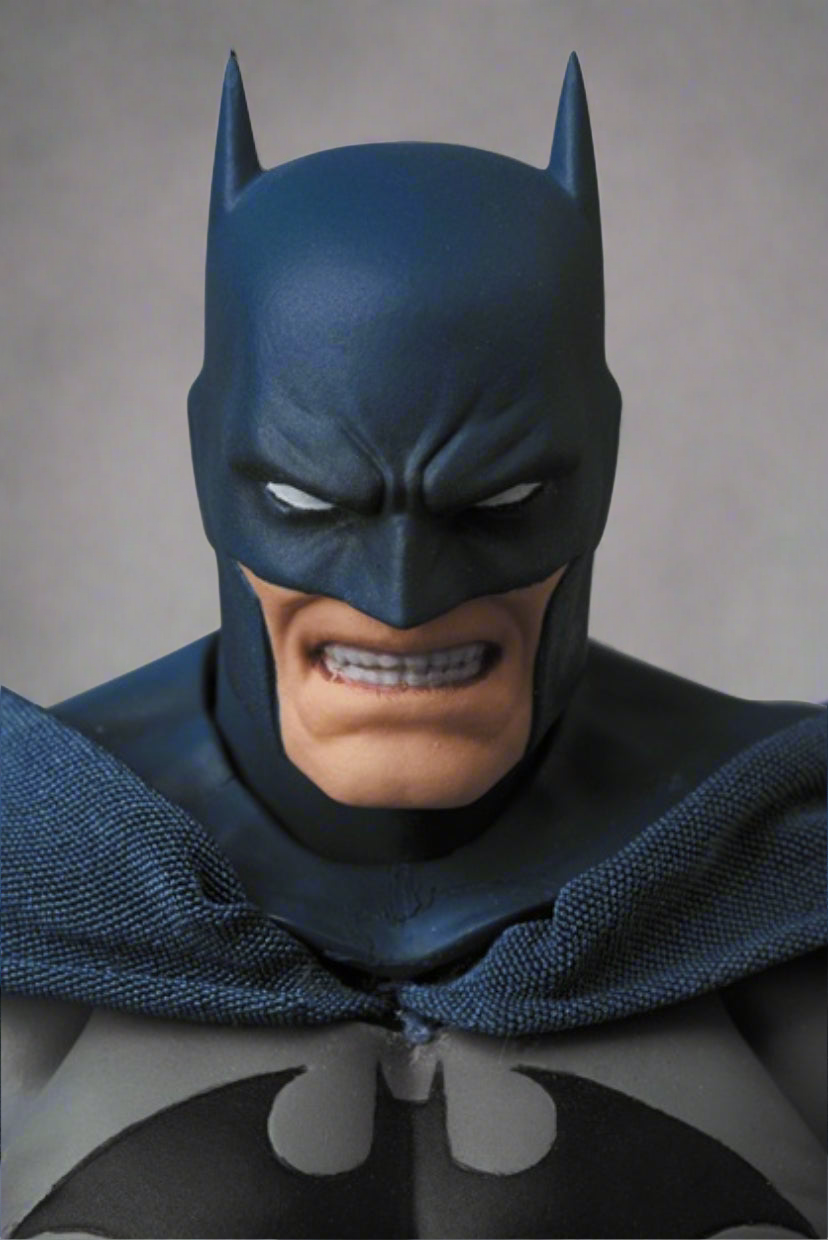 MAFEX 105 Batman "Hush"