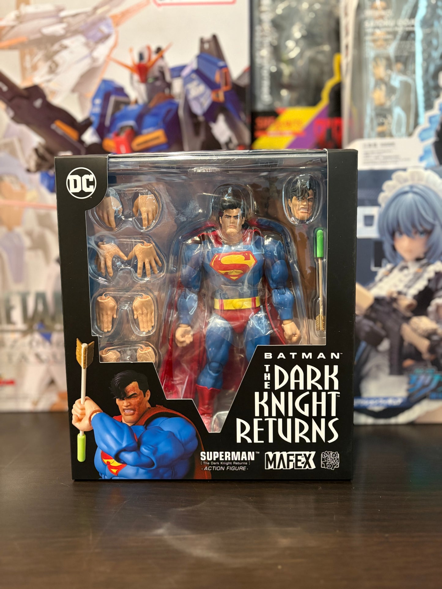 MAFEX No.161 Superman (Batman: The Dark Knight Returns)