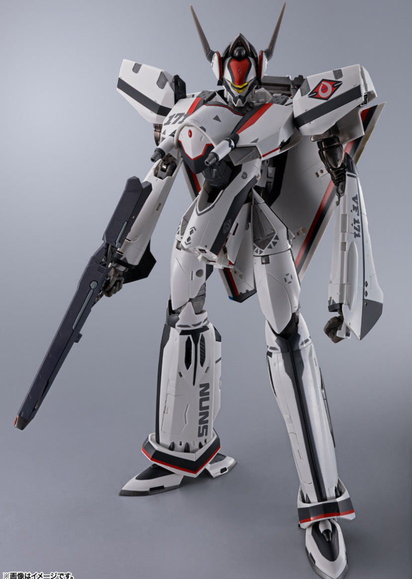 VF-171EX Armored Nightmare Plus EX (Alto Saotome Machine) Revival Ver. Dx Chogokin