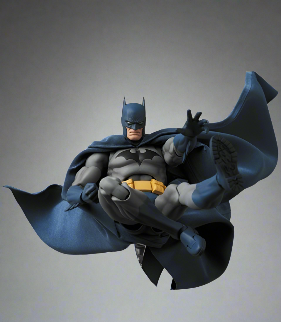 MAFEX 105 Batman "Hush"