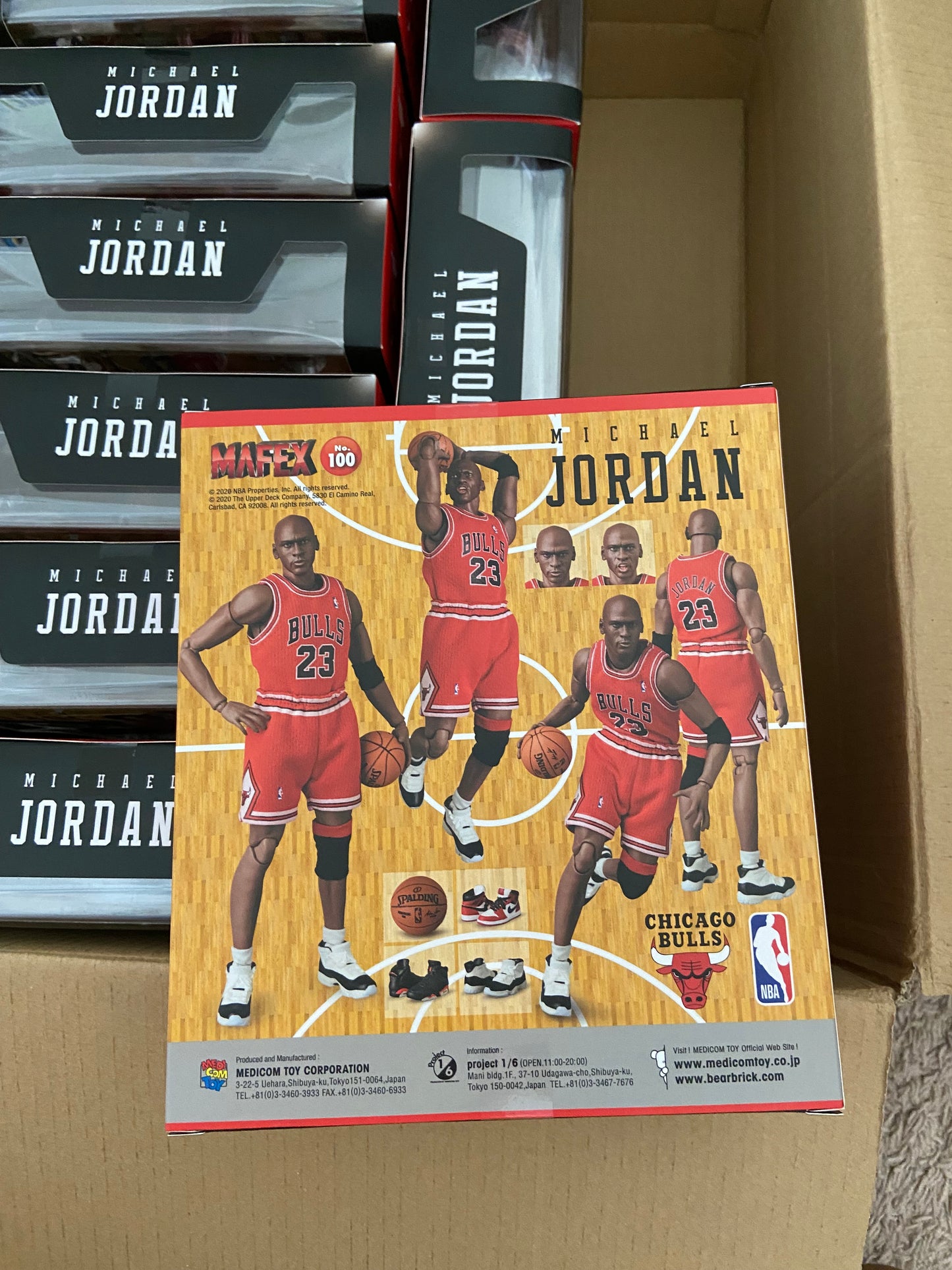MAFEX No.100 Michael Jordan (Chicago Bulls)