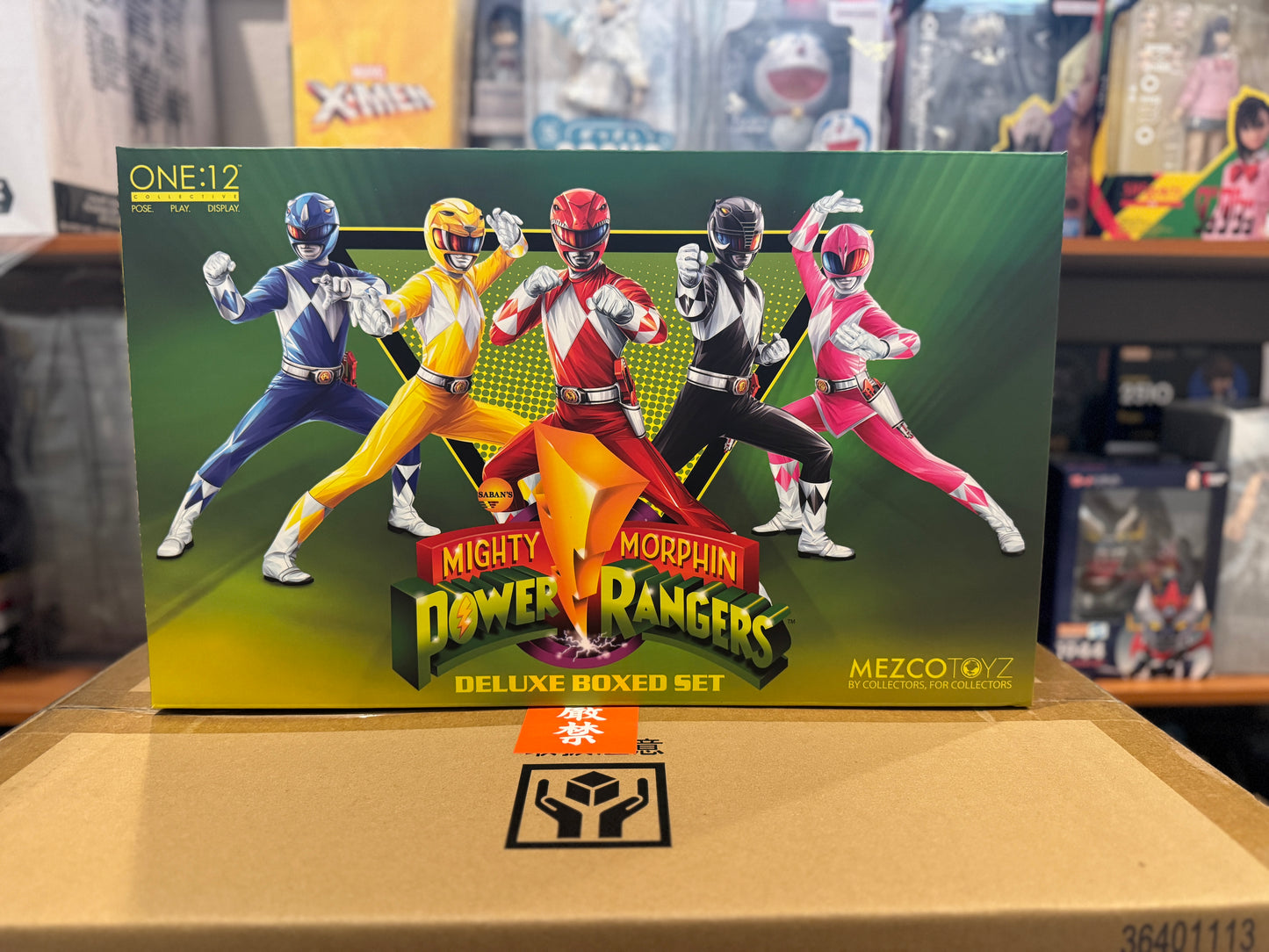 Mezco Toyz One:12 Collective Mighty Morphin' Power Rangers Deluxe Boxed Set