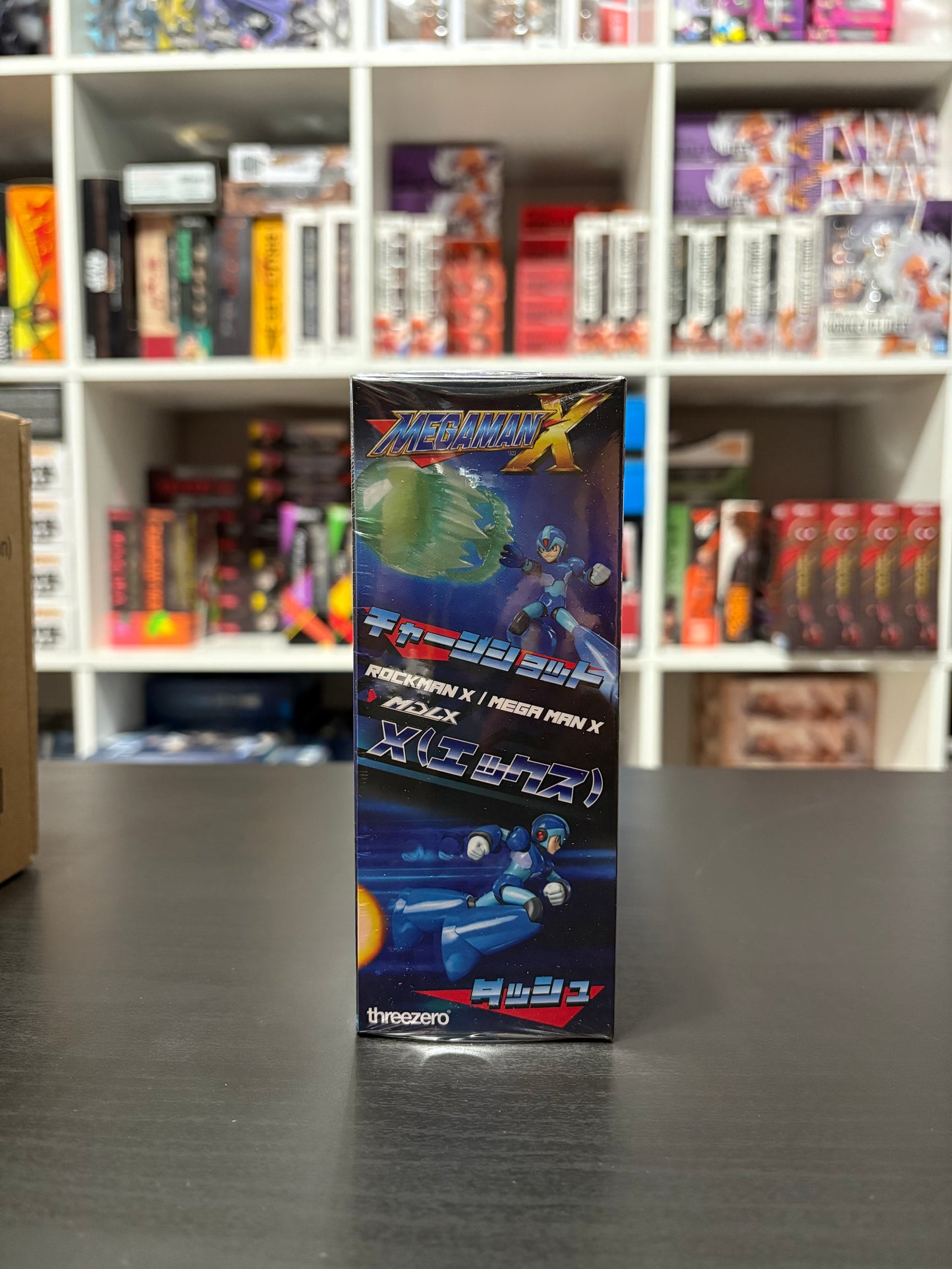 Mega Man X with Victory Effect MDLX Exclusive by
Threezero