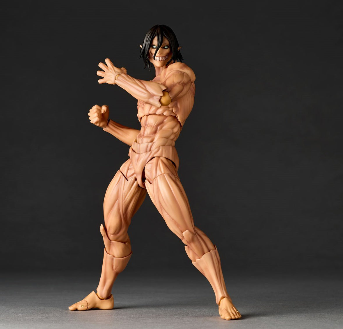 Revoltech Amazing Yamaguchi Attack on Titan Eren Yeager Titan by Kaiyodo