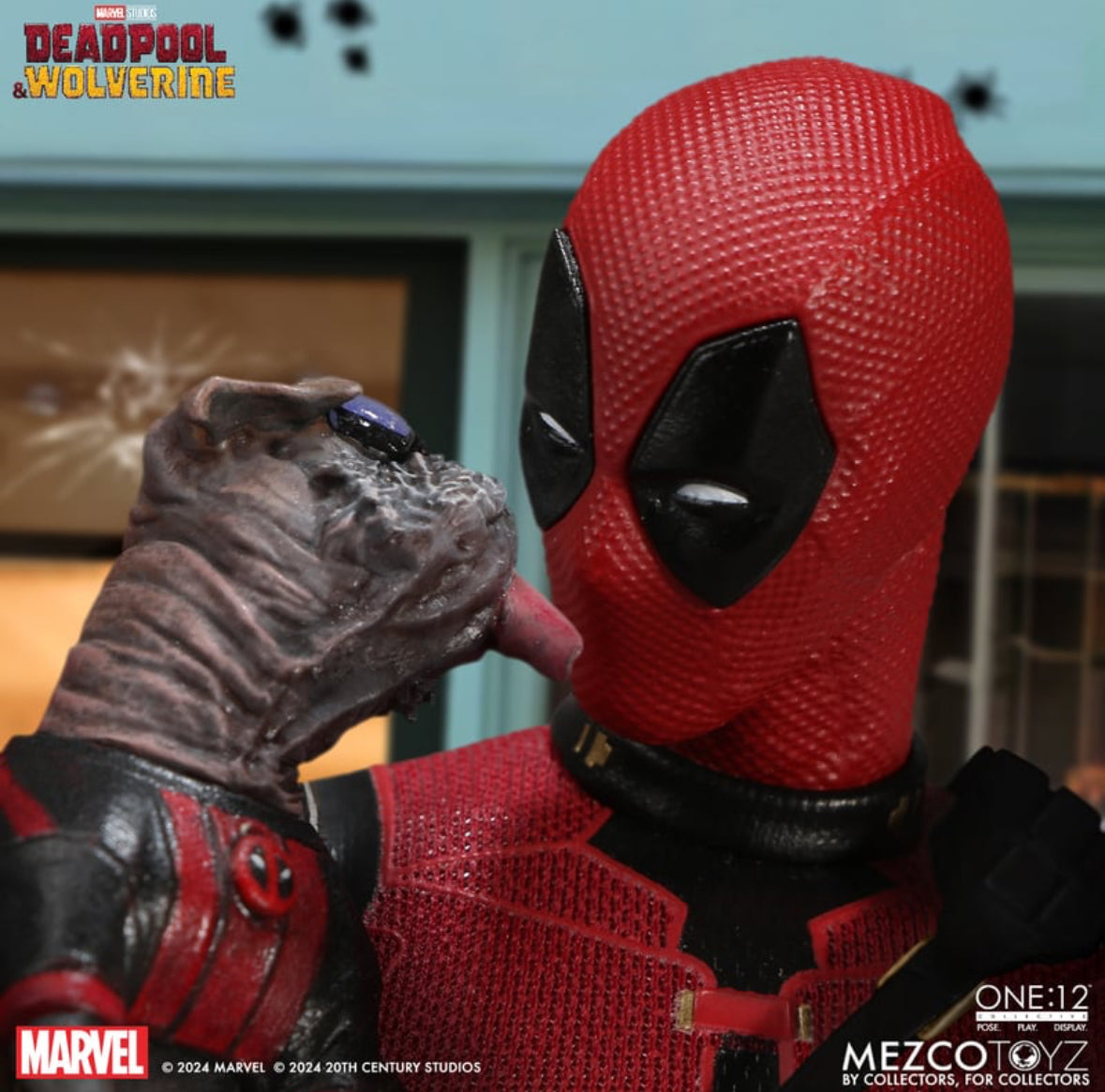 Deadpool & Wolverine One:12 Collective Deadpool by Mezco Toyz