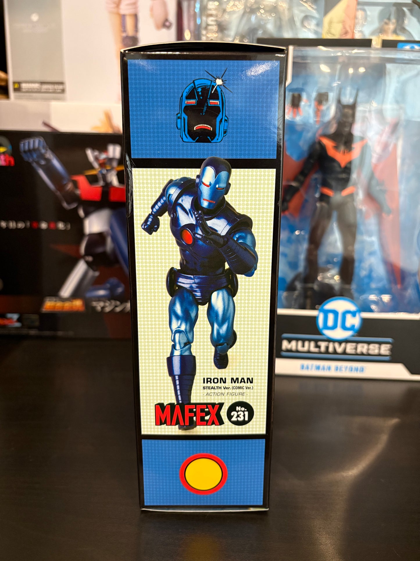 MAFEX 231 IRON MAN STEALTH Ver. by Medicom