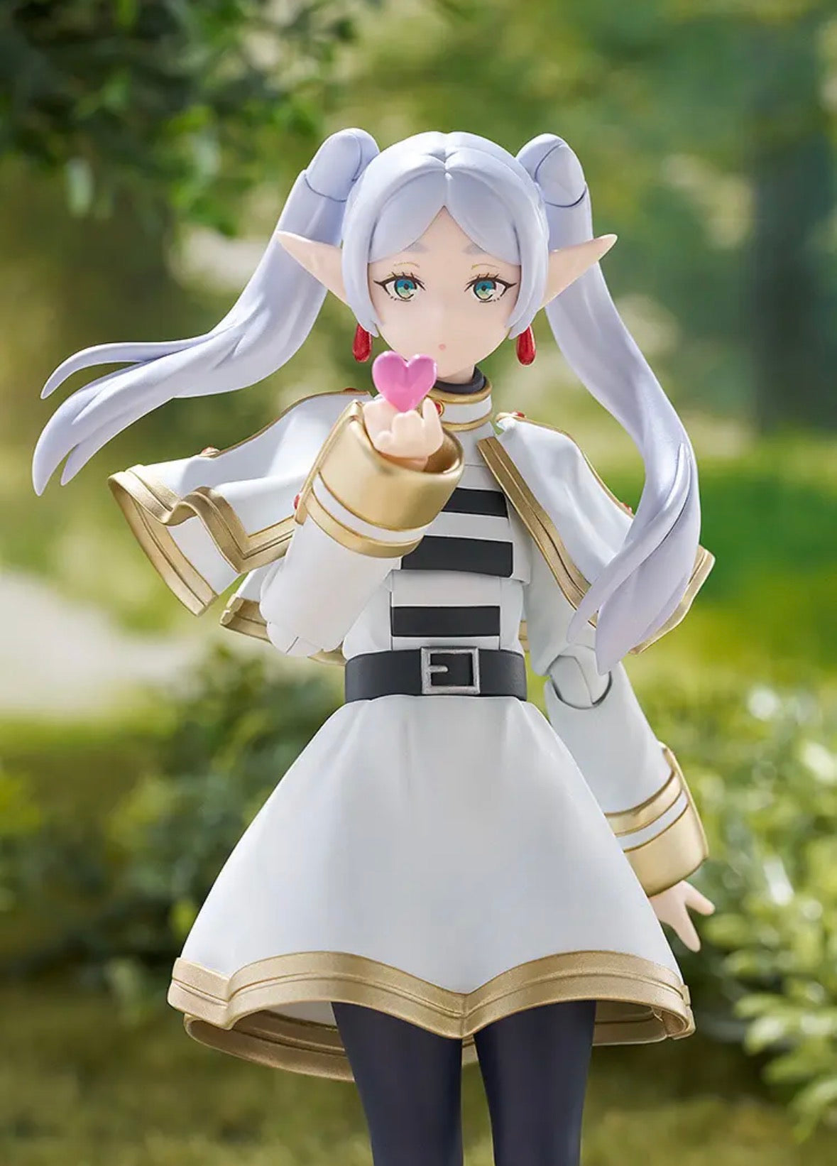 Figma 658 Frieren Beyond Journey's End Deluxe Edition by Good Smile Company
