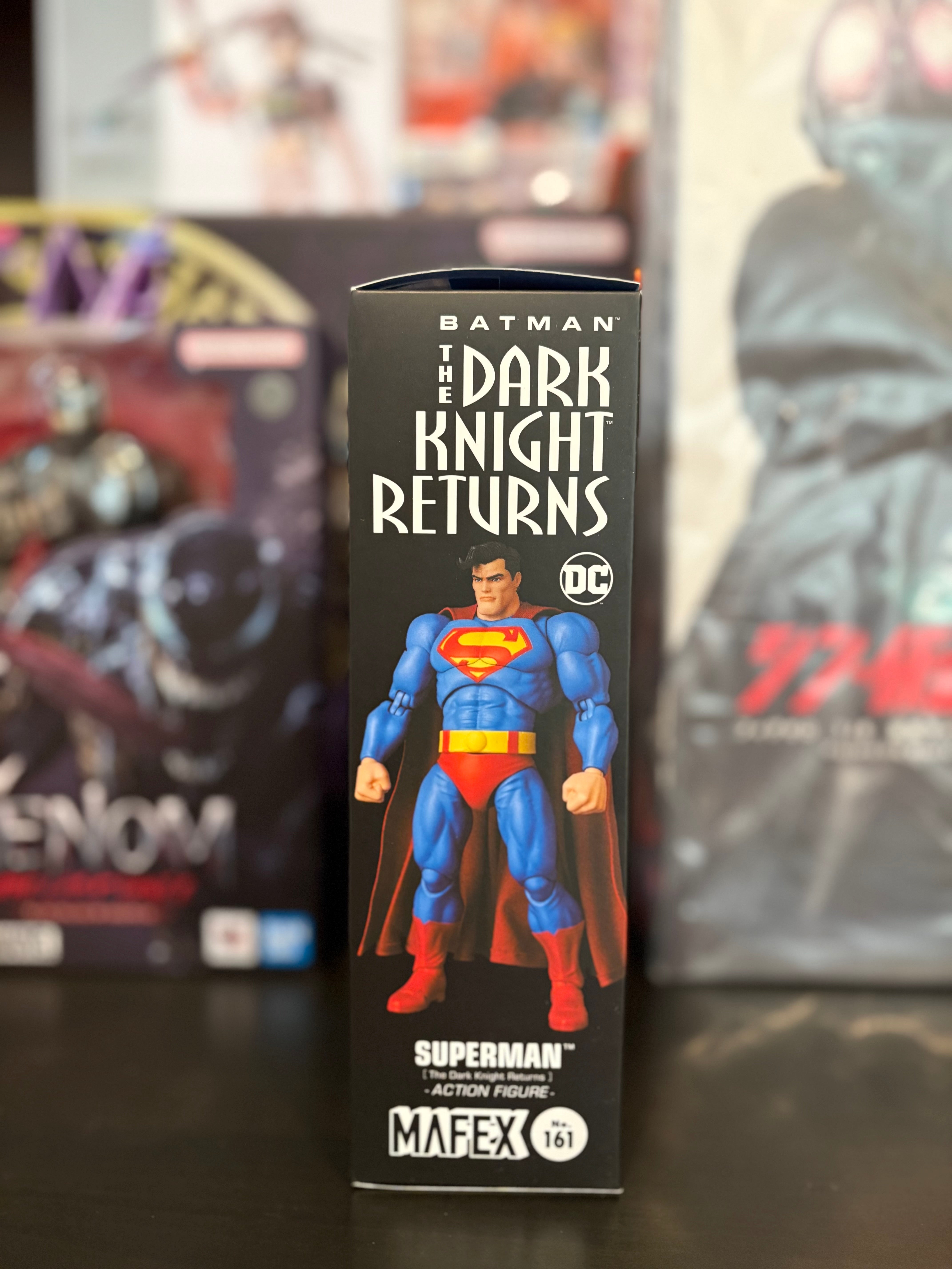 MAFEX No.161 Superman (Batman: The Dark Knight Returns) – Beyond