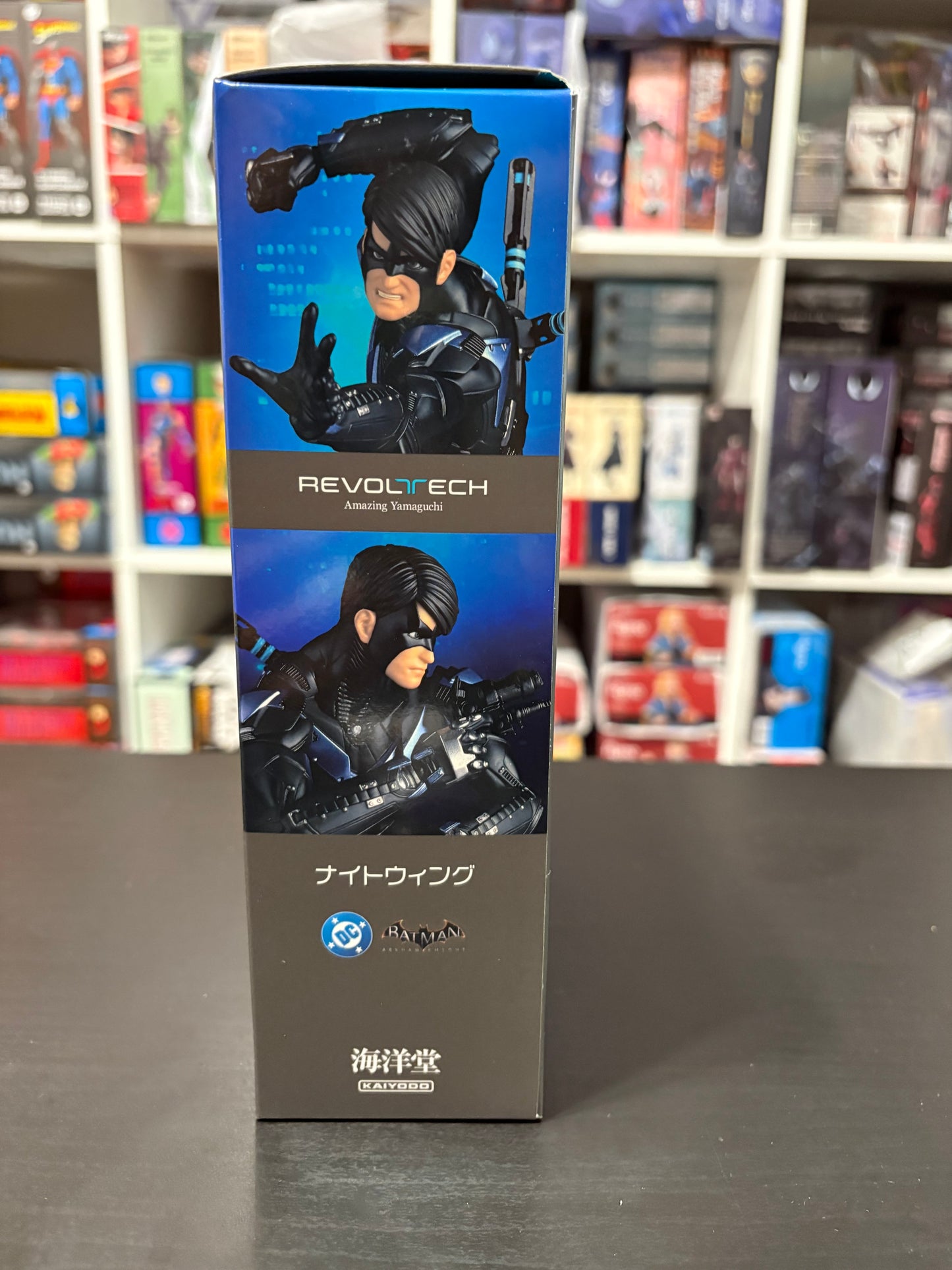 Revoltech Amazing Yamaguchi Batman Nightwing with Limited Bonus Item by Kaiyodo