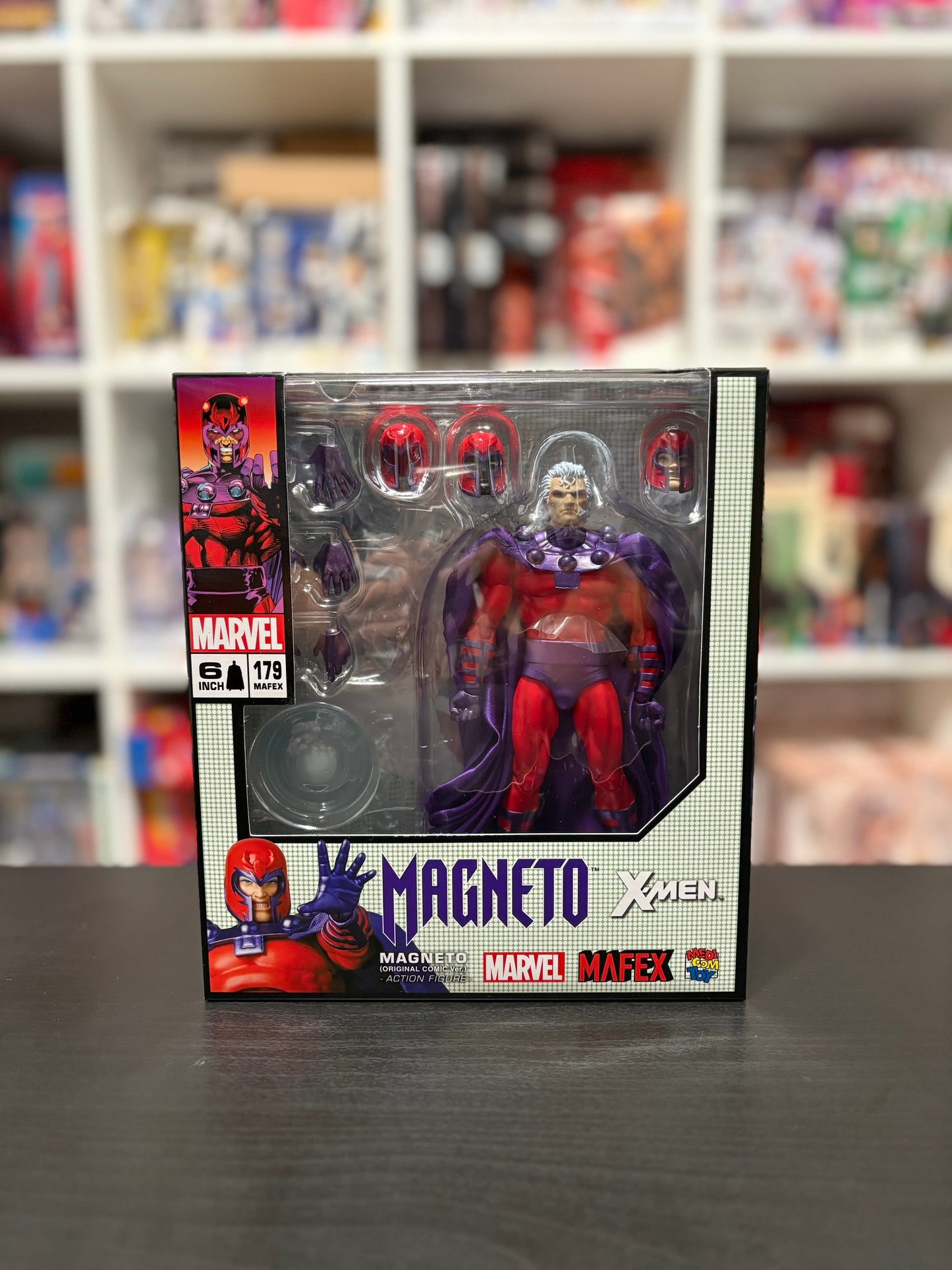 Marvel MAFEX No.179 Magneto by Medicom