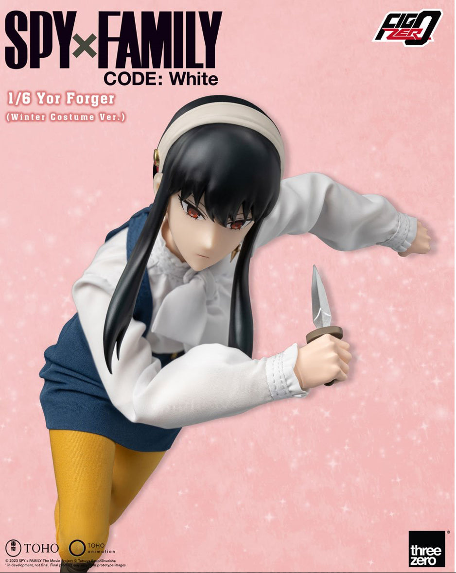 Spy x Family Code: White Yor Forger Winter Costume Version 1:6 Scale FigZero by 
Threezero