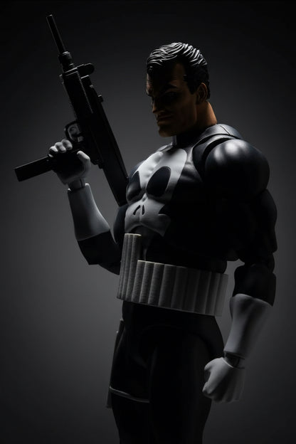 MAFEX No.136 The Punisher (Comic Ver.) by Medicom