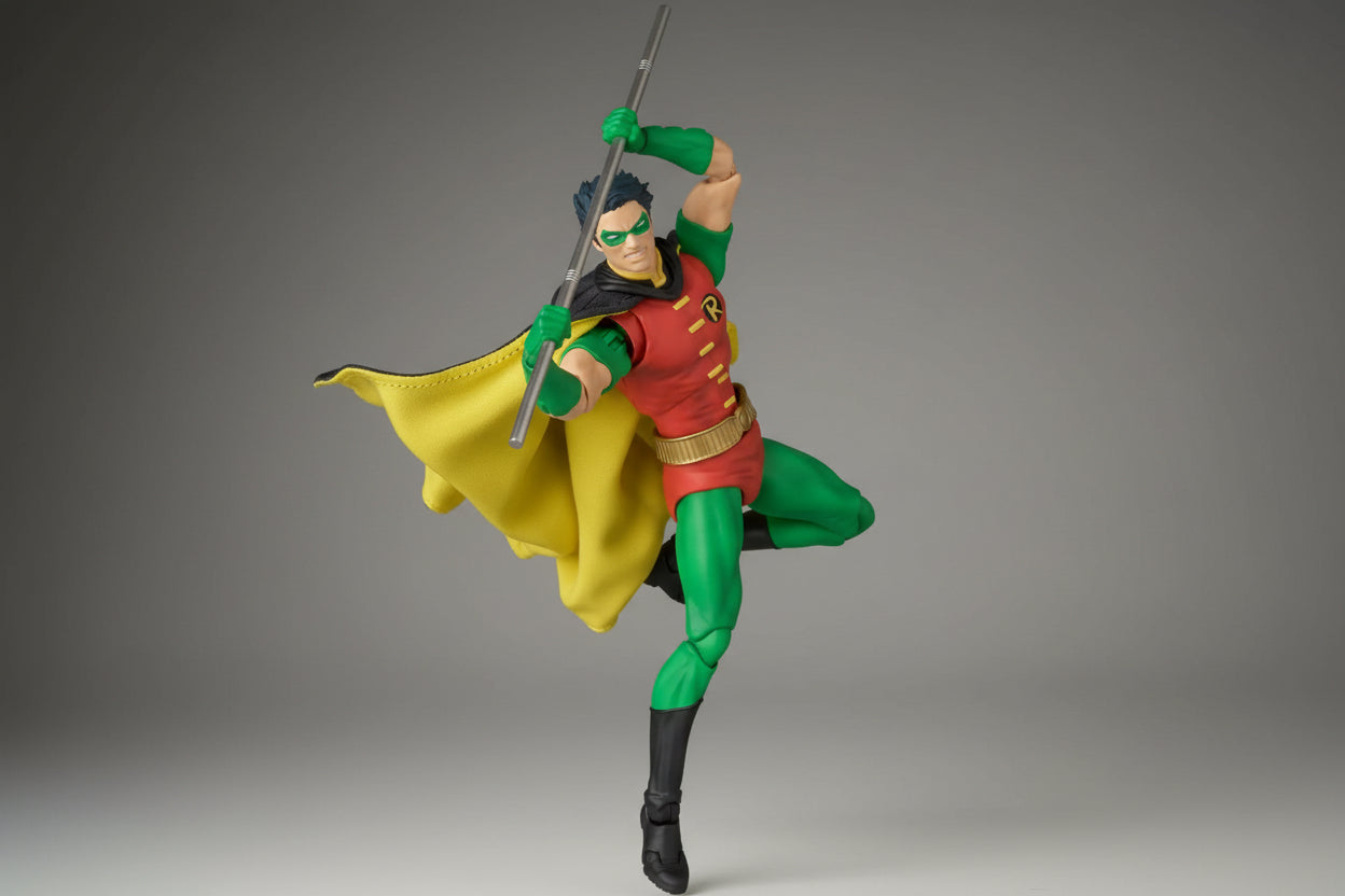 MAFEX No.264 Robin (Batman: Hush Ver.) by Medicom