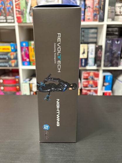 Revoltech Amazing Yamaguchi Batman Nightwing with Limited Bonus Item by Kaiyodo