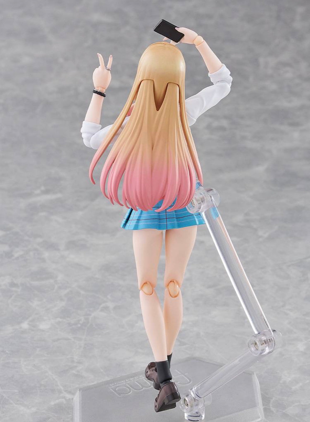 Figma 662 Kitagawa Marin My Dress-Up Darling w/ Limited Bonus Face Plate by Max Factory & Good Smile Company