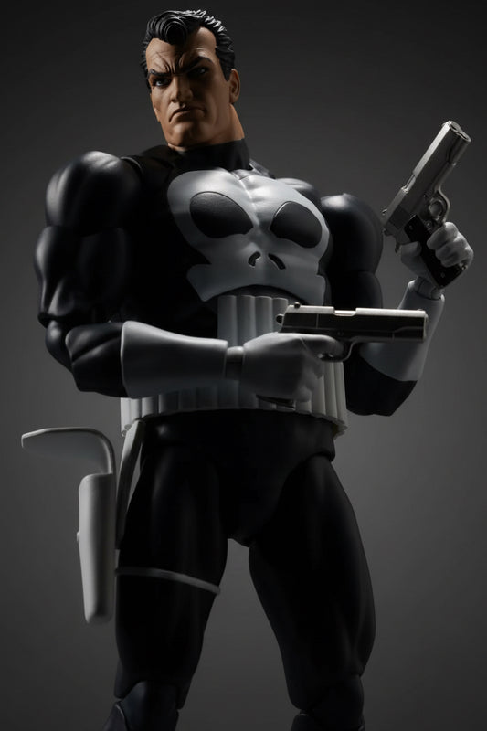 MAFEX No.136 The Punisher (Comic Ver.) by Medicom