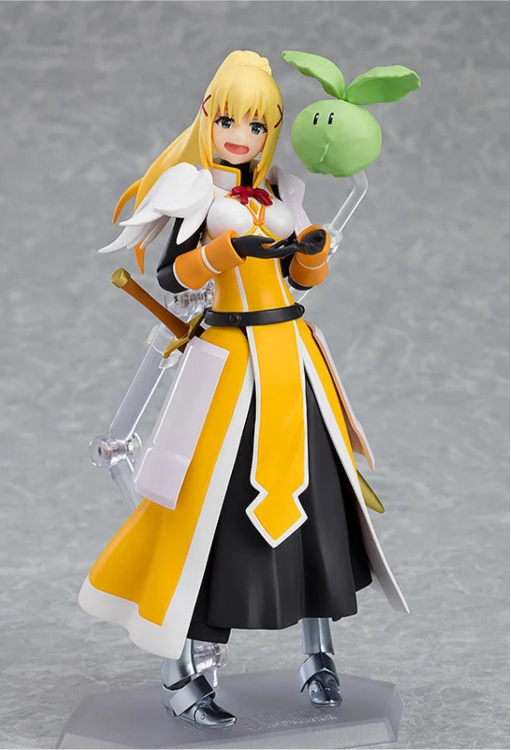 KonoSuba Figma No.450 Darkness with *Bonus faceplate* by Max Factory