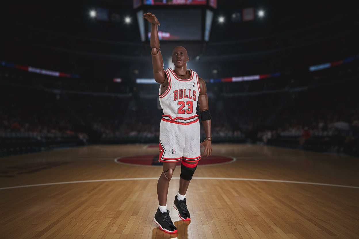 MAFEX No. 255 Michael Jordan (Chicago Bulls Home) by Medicom