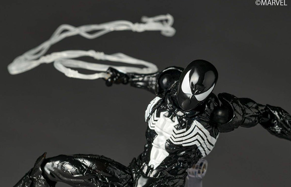 (Limit 1 per costumer) Revoltech Amazing Yamaguchi Symbiote Spider-Man with Limited Bonus Item by Kaiyodo