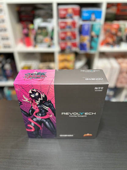 Revoltech Amazing Yamaguchi Gwenom by Kaiyodo