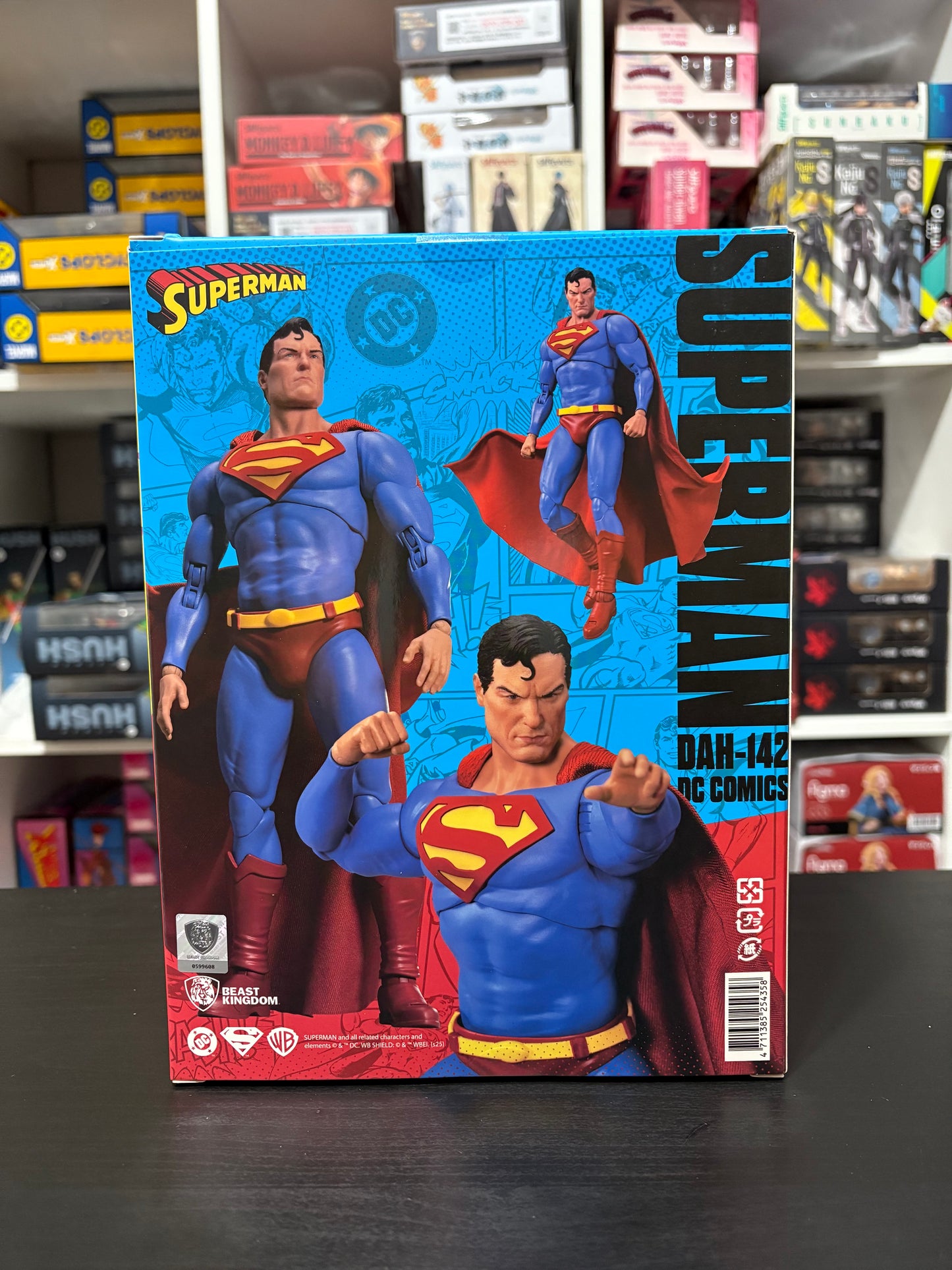 DAH-142 DC Comics Superman by Beast Kingdom