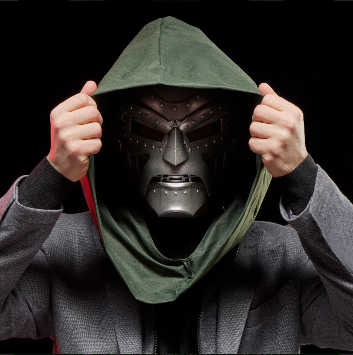 Fantastic Four Marvel Legends Doctor Doom Premium Roleplay Helmet Prop Replica