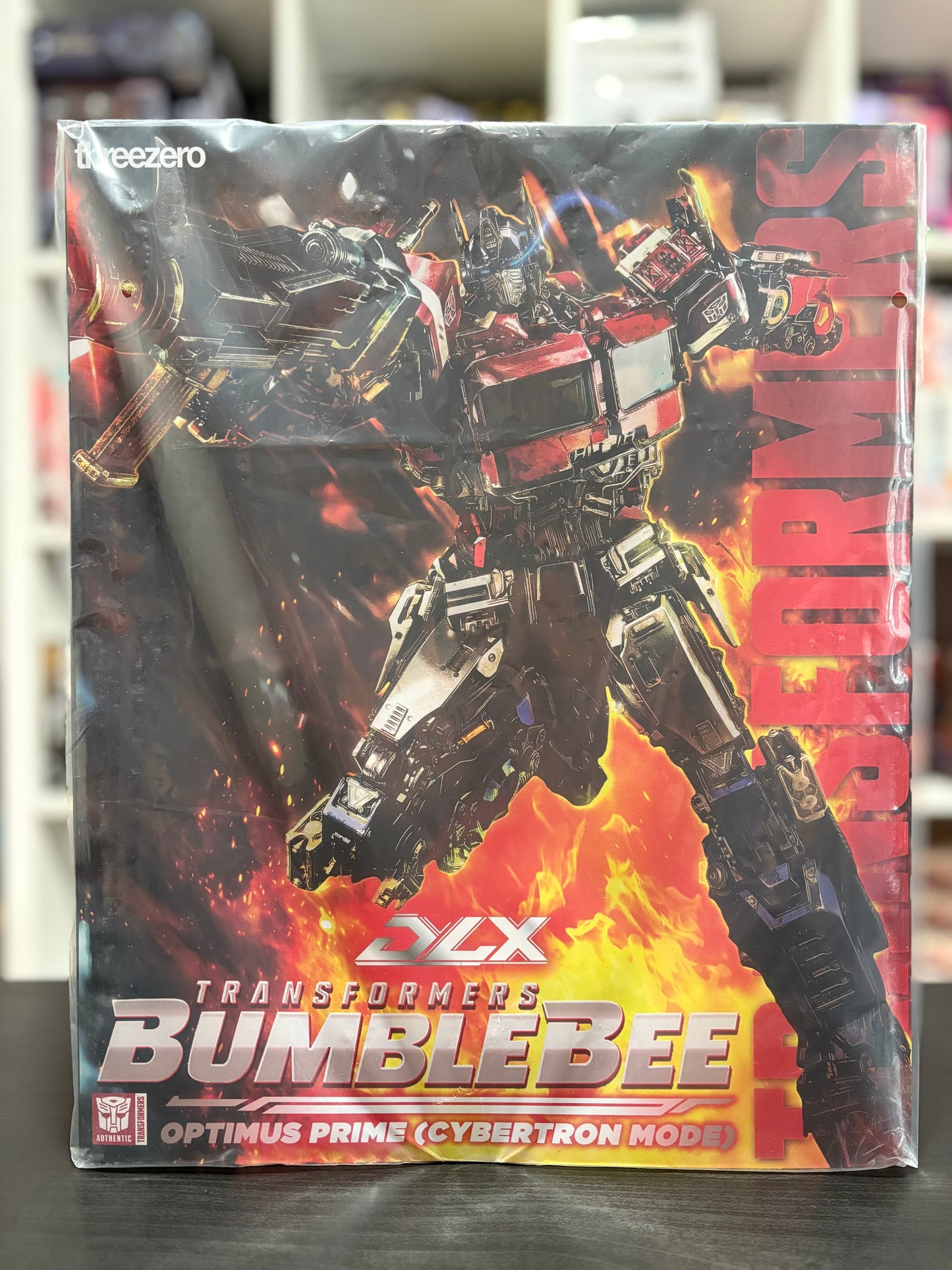 Transformers: Bumblebee Optimus Prime Cybertron Mode DLX by Threezero