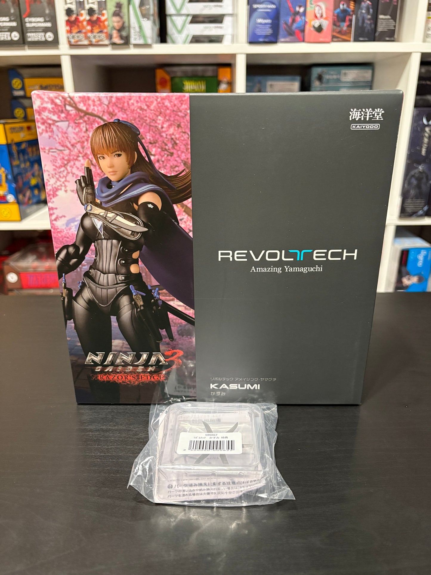 Revoltech Amazing Yamaguchi NINJA GAIDEN 3 Kasumi with Limited Bonus Item by Kaiyodo