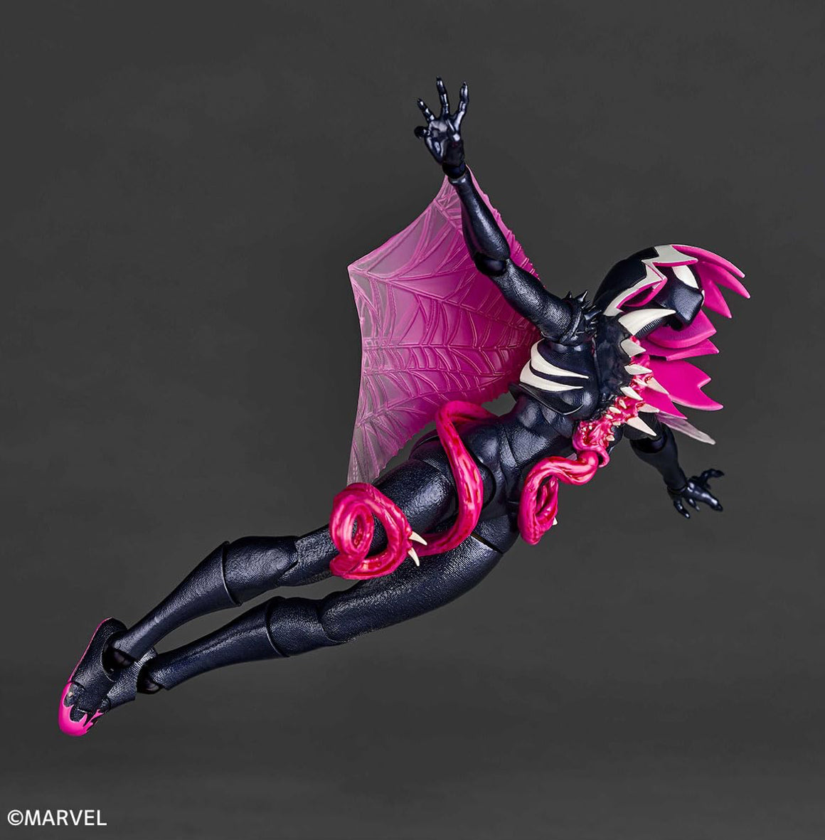 Revoltech Amazing Yamaguchi Gwenom by Kaiyodo