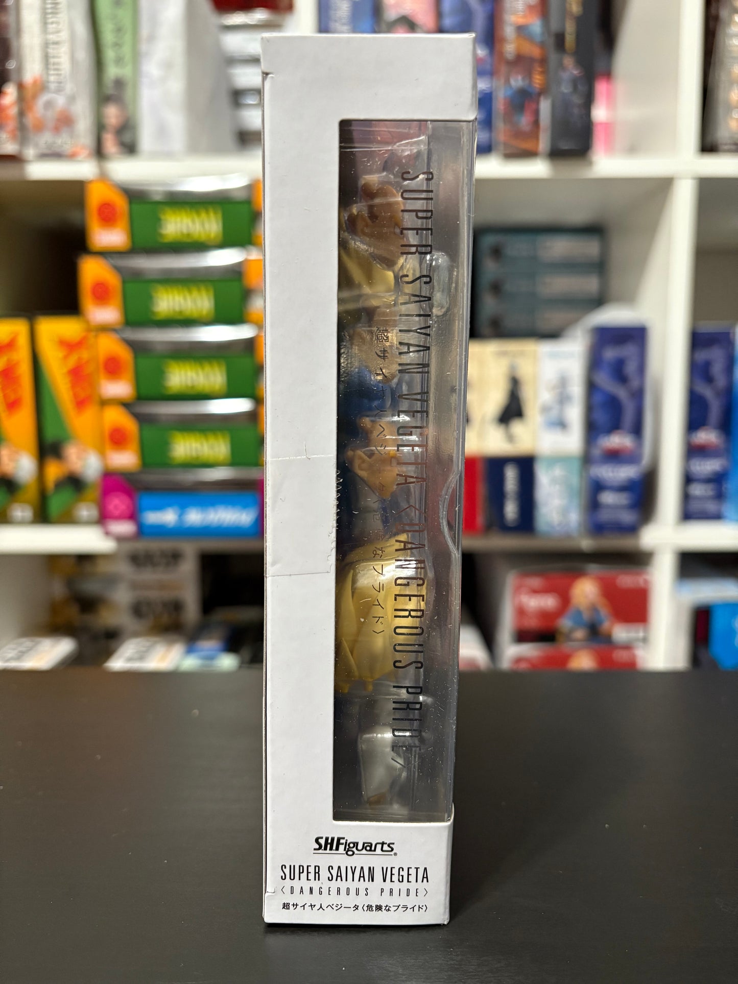 S.H.Figuarts Super Saiyan Vegeta Dangerous Pride
by Bandai Tamashii Nations
