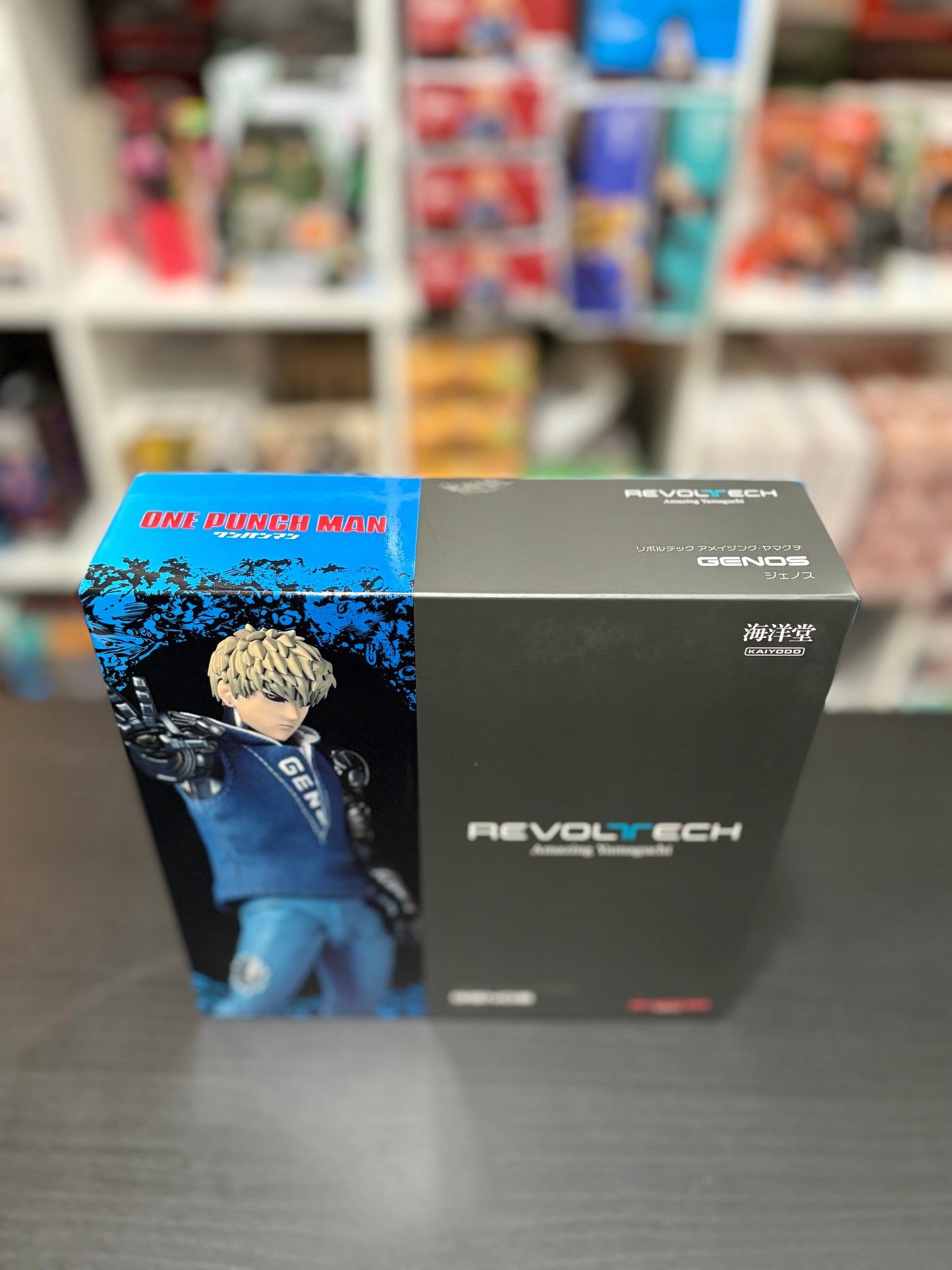 Revoltech Amazing Yamaguchi Genos One Punch Man with BONUS item (spike hair piece) by Kaiyodo