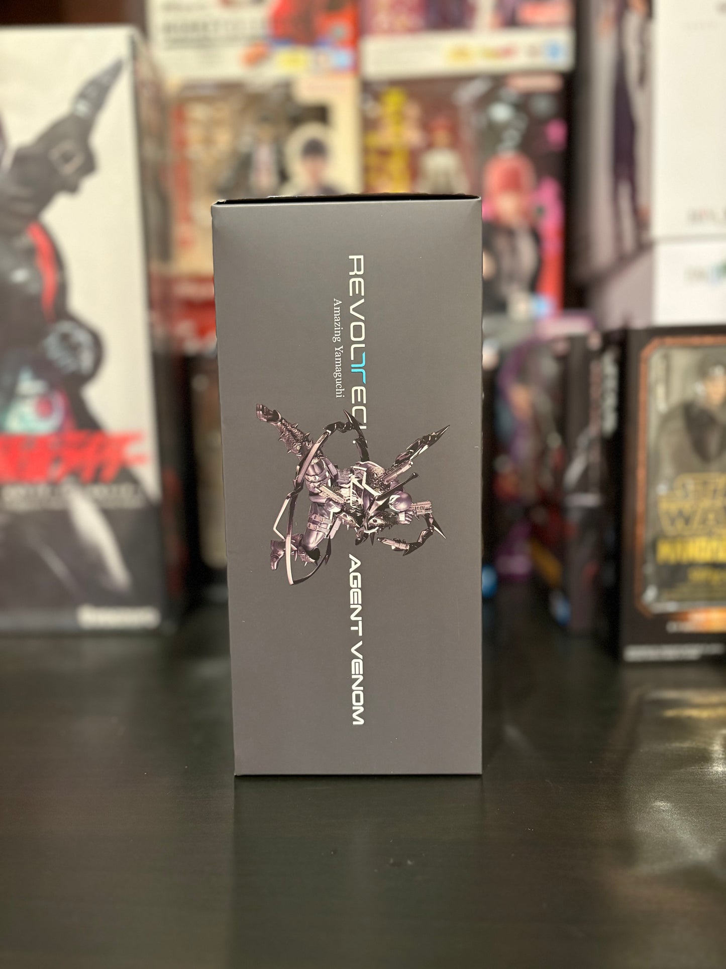 Revoltech Amazing Yamaguchi Agent Venom