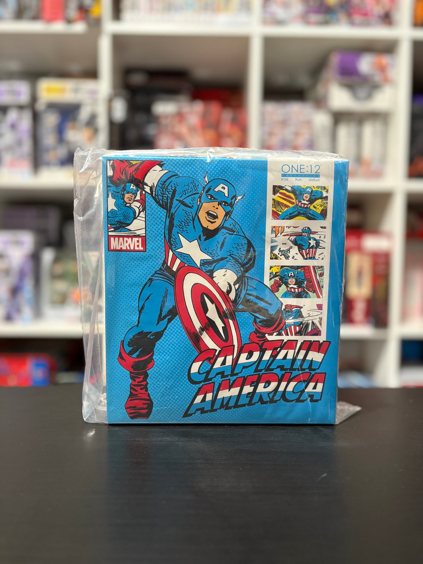 Captain America Marvel Comics One:12 Collective Silver Age by MEZCO TOYZ