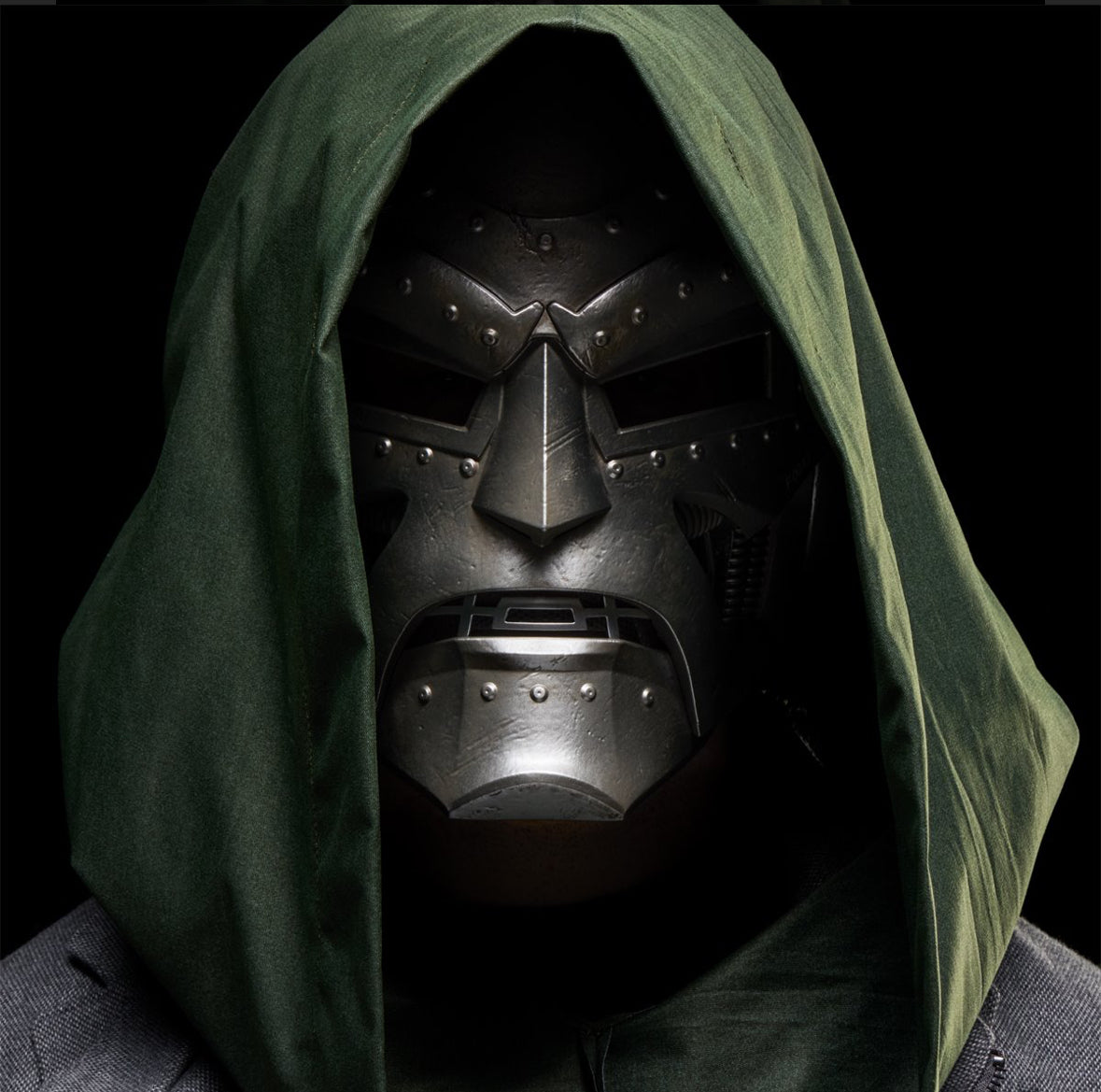 Fantastic Four Marvel Legends Doctor Doom Premium Roleplay Helmet Prop Replica